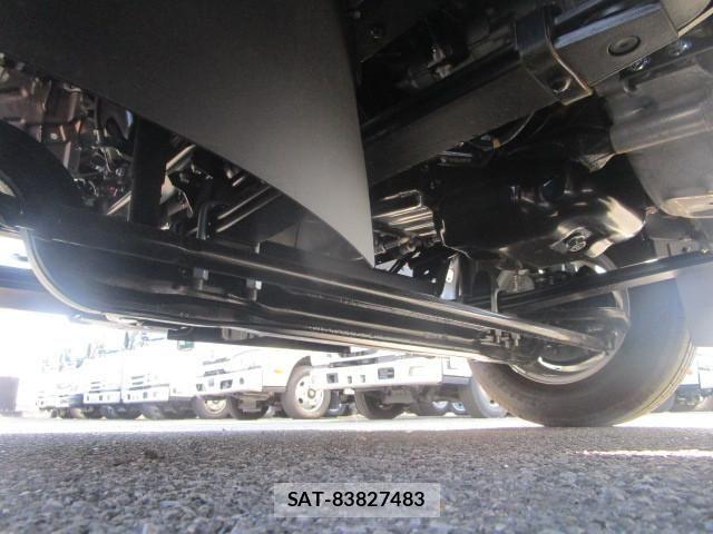 Hino DUTRO 2025-12 8229599-25