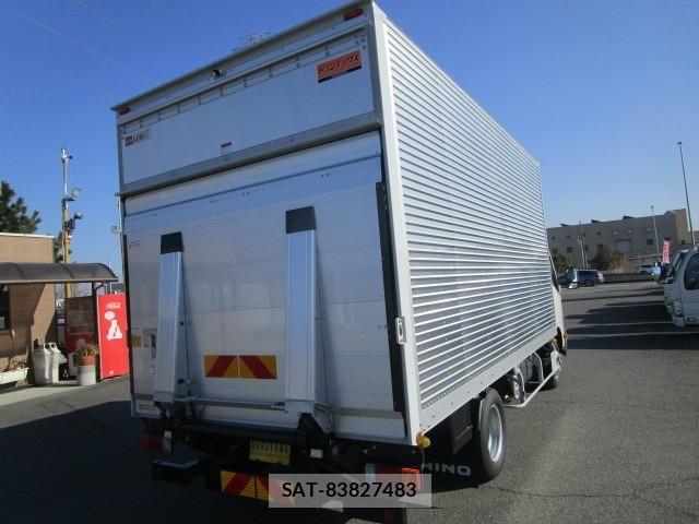 Hino DUTRO 2025-12 8229599-3
