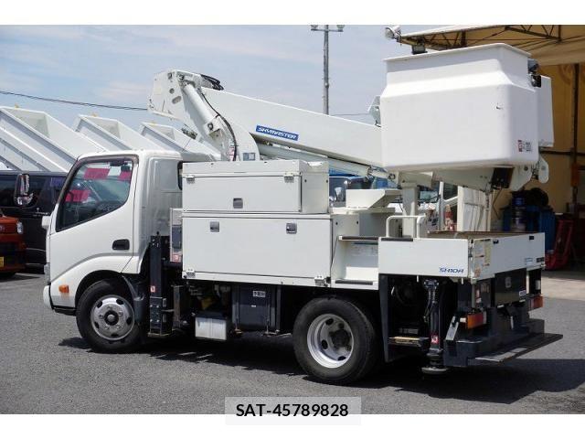 Hino DUTRO 2018-02 8229680-6