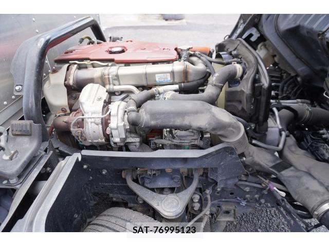 Hino DUTRO 2021-03 8229695-13