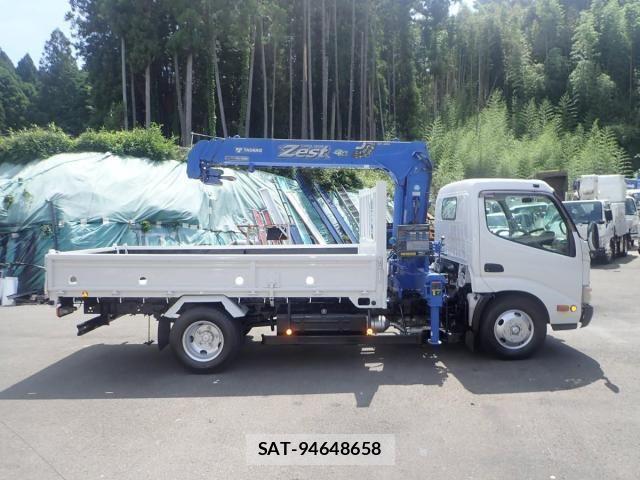 Hino DUTRO 2010-07 8229657-22