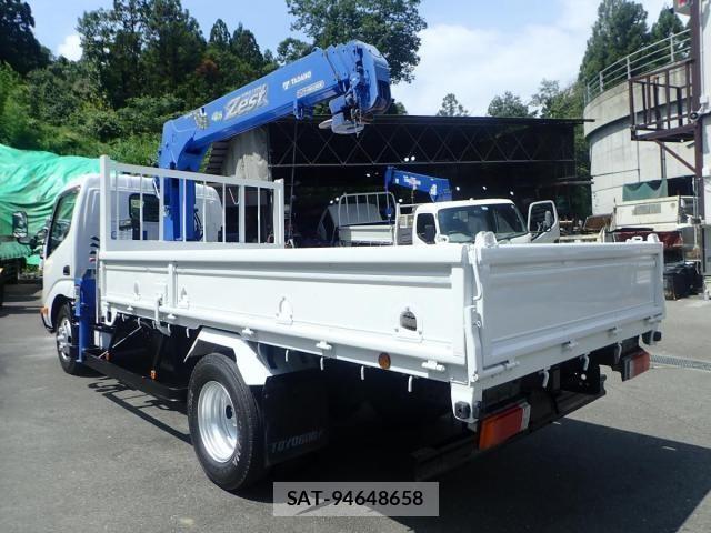 Hino DUTRO 2010-07 8229657-27