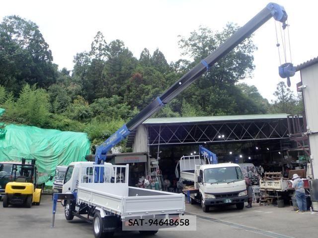 Hino DUTRO 2010-07 8229657-3