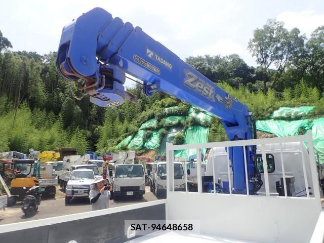 Hino DUTRO 2010-07 8229657-6