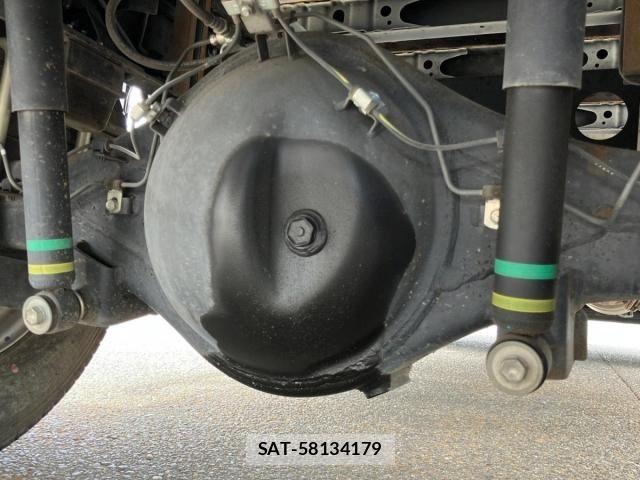 Hino DUTRO 2023-09 8229611-15
