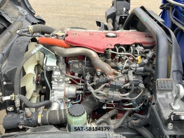 Hino DUTRO 2023-09 8229611-16