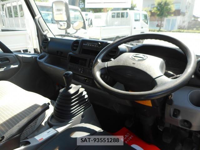 Hino DUTRO 2015-03 8229699-10