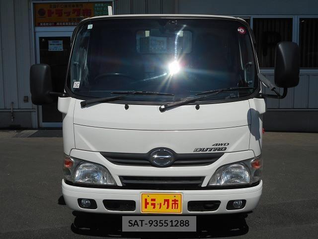 Hino DUTRO 2015-03 8229699-1