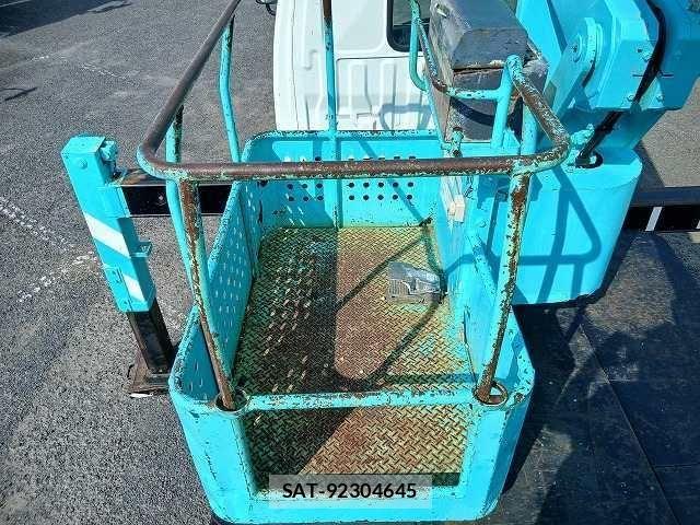 Hino DUTRO 2007-10 8229685-12
