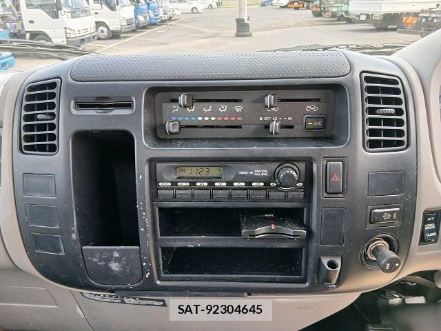 Hino DUTRO 2007-10 8229685-16
