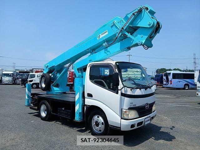 Hino DUTRO 2007-10 8229685-2