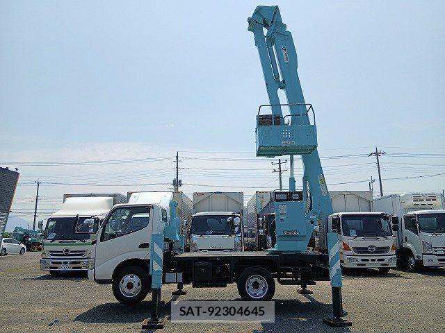 Hino DUTRO 2007-10 8229685-7