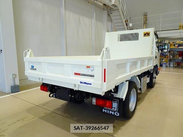 Hino DUTRO 2026-01 8229638-2