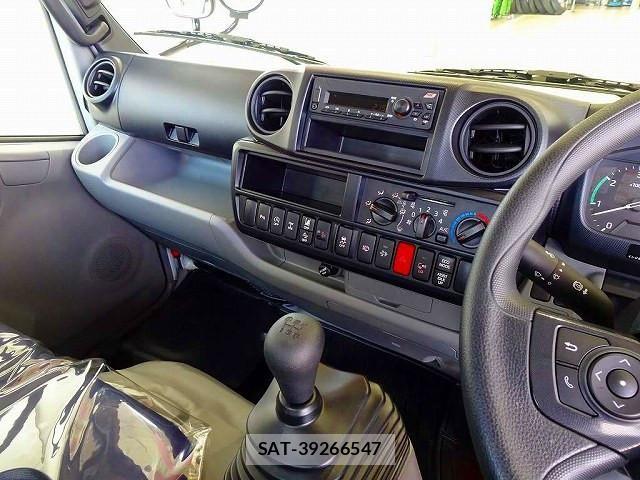 Hino DUTRO 2026-01 8229638-8