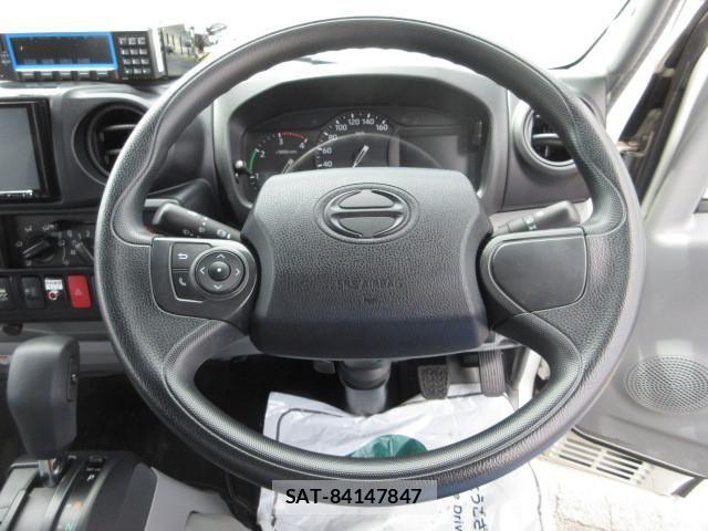 Hino DUTRO 2021-06 8229608-25