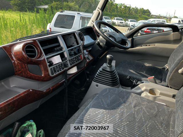 Hino DUTRO 2021-11 8245082-9