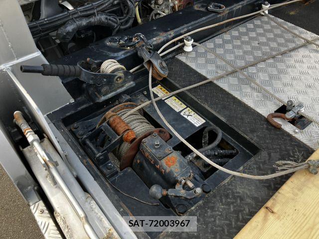 Hino DUTRO 2021-11 8245082-6