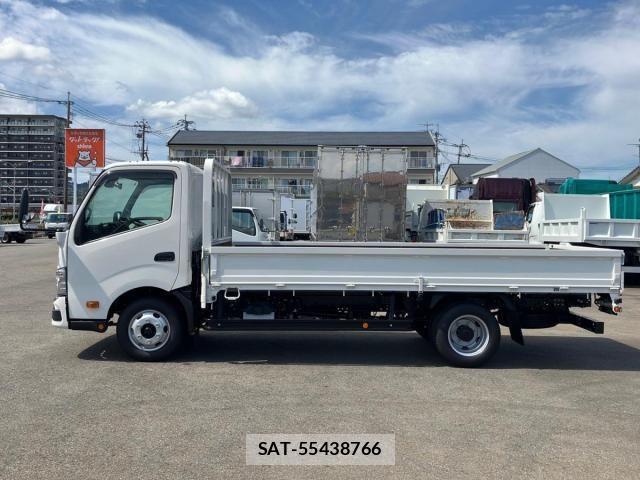 Hino DUTRO 2026-01 8245087-4