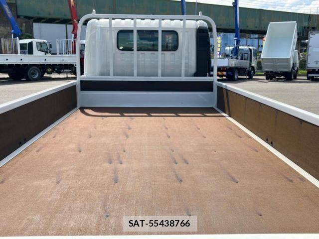 Hino DUTRO 2026-01 8245087-6