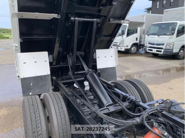 Hino DUTRO 2012-04 8245099-14