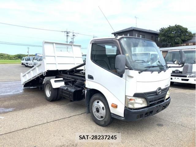 Hino DUTRO 2012-04 8245099-1