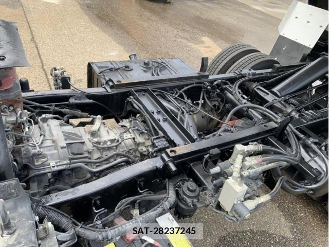 Hino DUTRO 2012-04 8245099-19