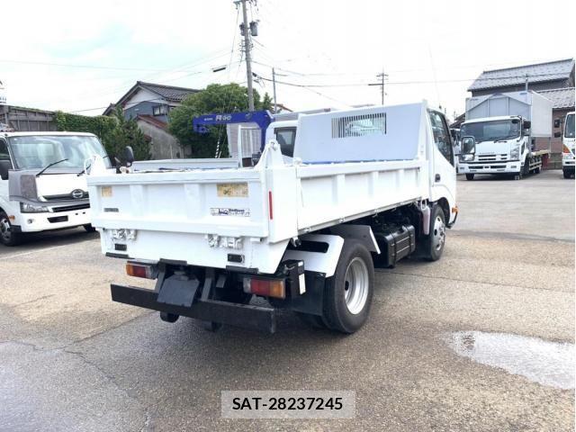 Hino DUTRO 2012-04 8245099-6