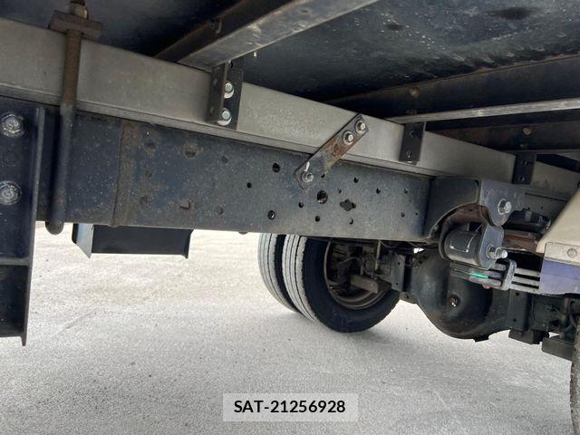 Hino DUTRO 2014-03 8245105-17