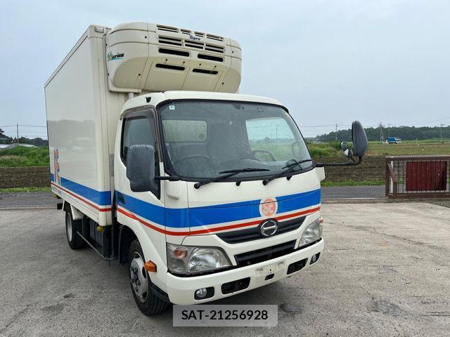Hino DUTRO 2014-03 8245105-1