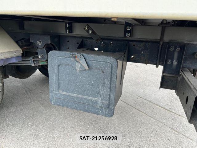 Hino DUTRO 2014-03 8245105-20