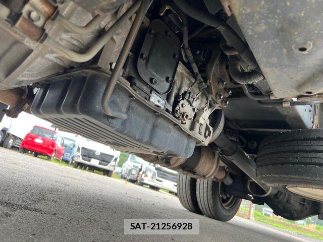 Hino DUTRO 2014-03 8245105-21