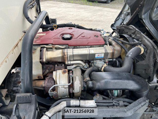 Hino DUTRO 2014-03 8245105-26
