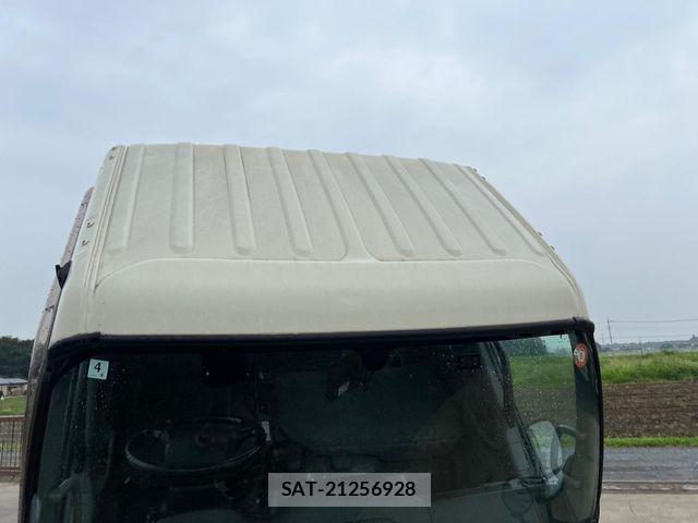 Hino DUTRO 2014-03 8245105-4