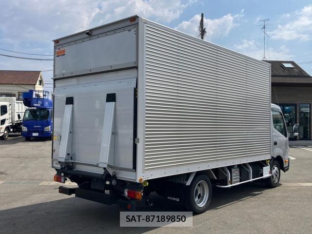 Hino DUTRO 2021-09 8245084-2