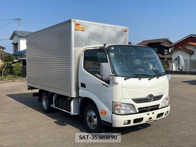 Hino DUTRO 2014-02 8245103-1
