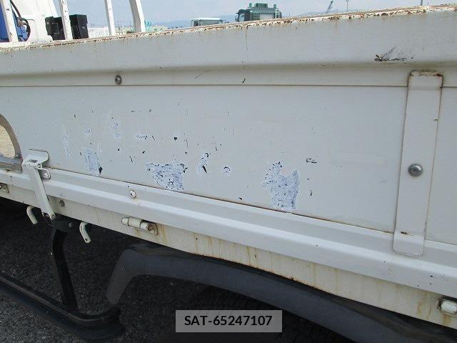 Hino DUTRO 2016-02 8245097-18