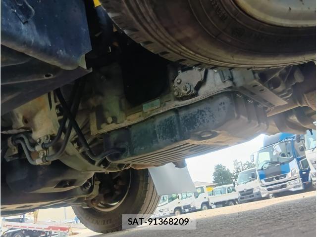Hino DUTRO 2016-08 8245100-12