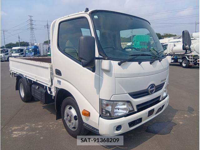 Hino DUTRO 2016-08 8245100-1