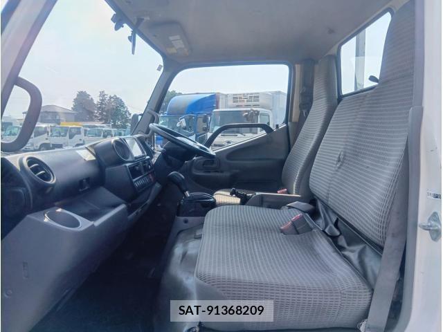 Hino DUTRO 2016-08 8245100-20