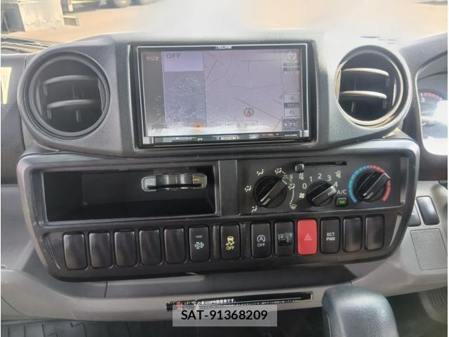Hino DUTRO 2016-08 8245100-22