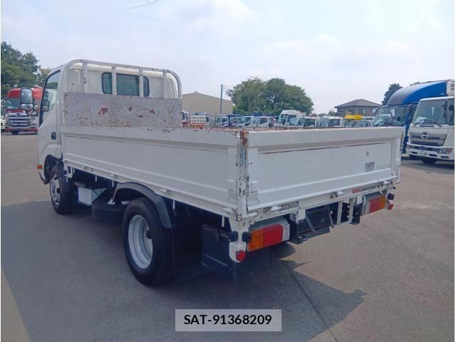Hino DUTRO 2016-08 8245100-3