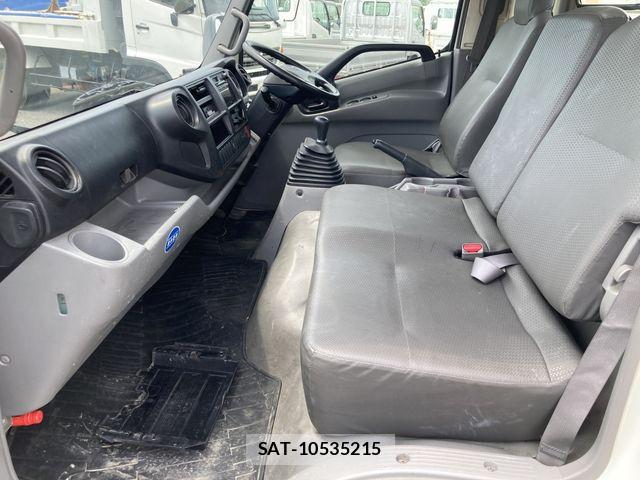 Hino DUTRO 2011-12 8245101-5