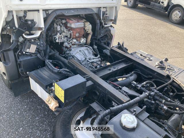 Hino DUTRO 2016-07 8245096-12