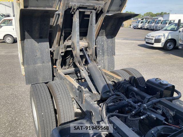 Hino DUTRO 2016-07 8245096-13