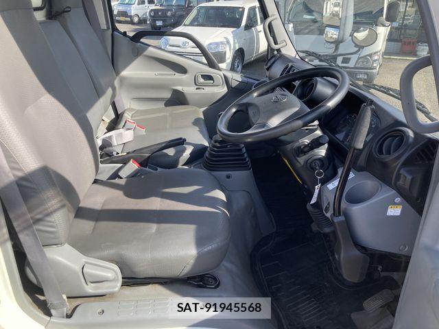 Hino DUTRO 2016-07 8245096-7