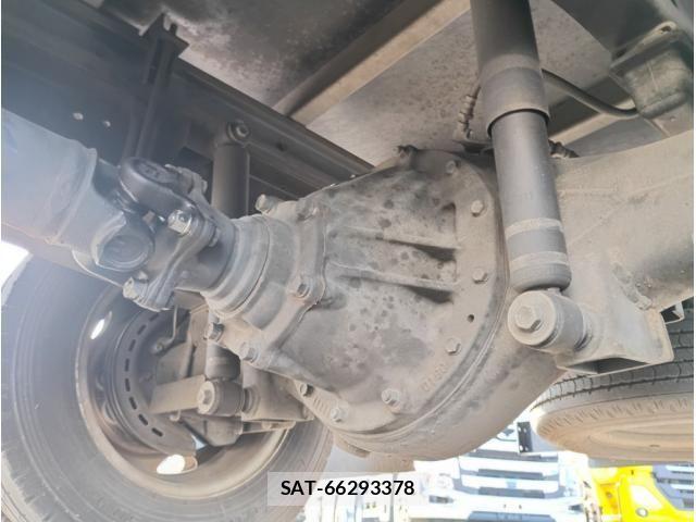 Hino DUTRO 2019-01 8245095-15