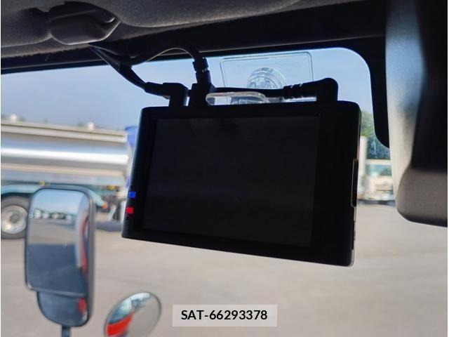Hino DUTRO 2019-01 8245095-26