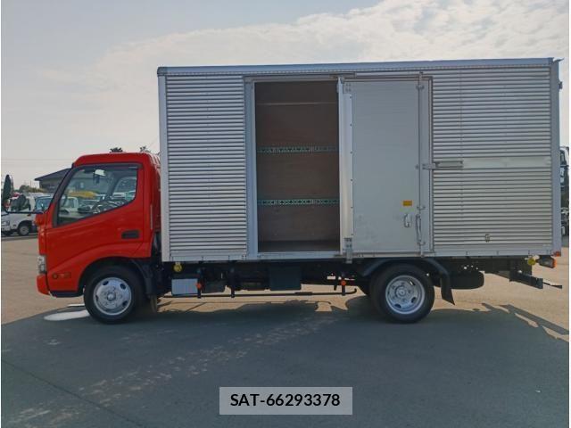 Hino DUTRO 2019-01 8245095-7