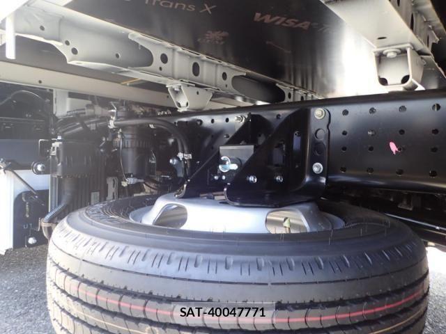 Hino DUTRO 2026-01 8245092-12