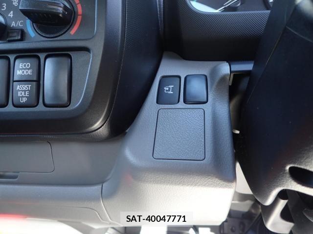 Hino DUTRO 2026-01 8245092-22
